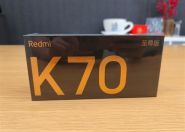 红米最强性能！王腾首晒Redmi K70至尊版真机包装 !